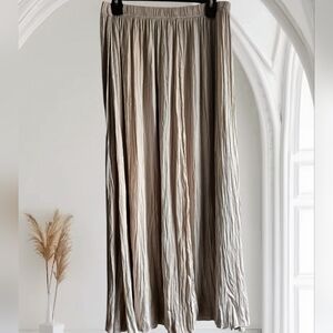 XL🌞Elegant Vintage Beige/Cream Maxi Silky Skirt